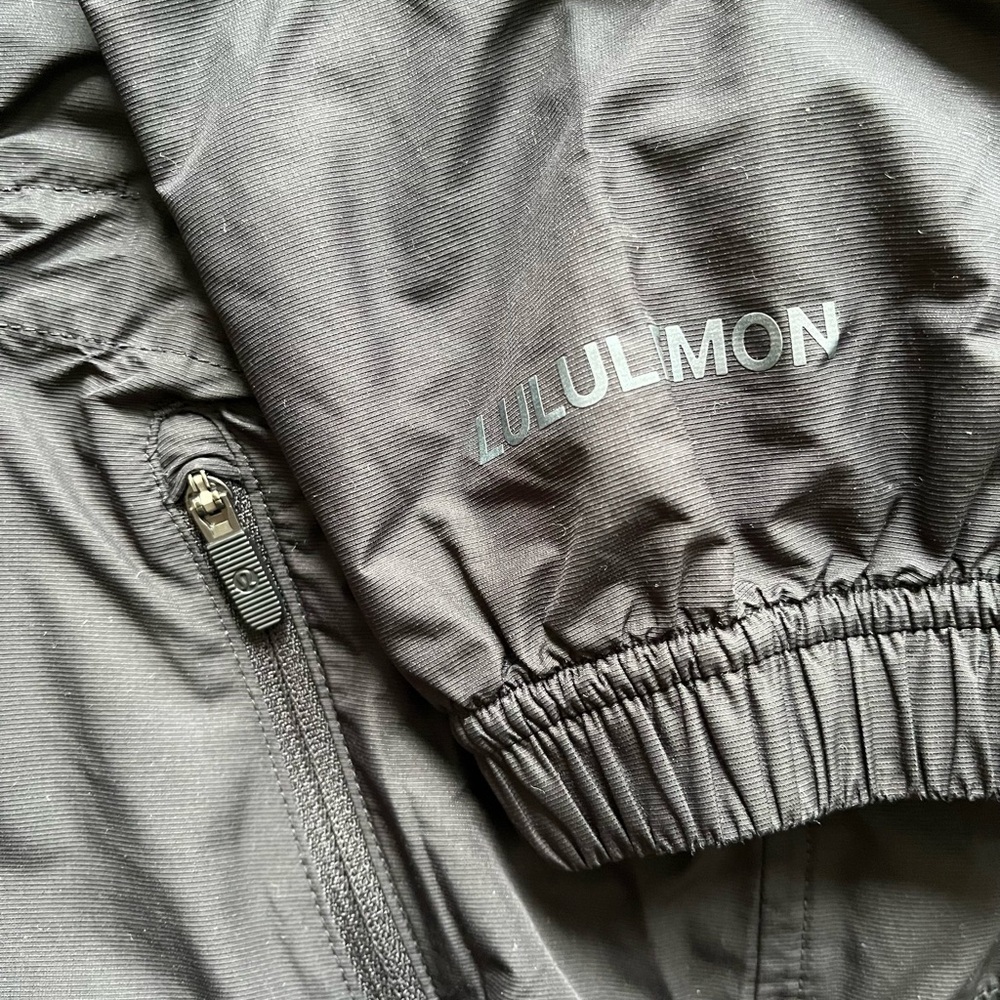 Lululemon Jacket Women’s 4 Windbreaker Half Zip Pullover - Picture 3 of 7